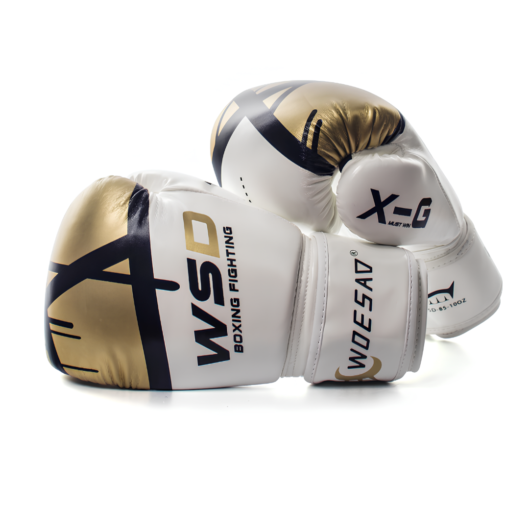 Weiß-goldene Boxhandschuhe, die Funktionalität und Stil vereinen, perfekt für Boxen, MMA und andere Kampfsportarten.